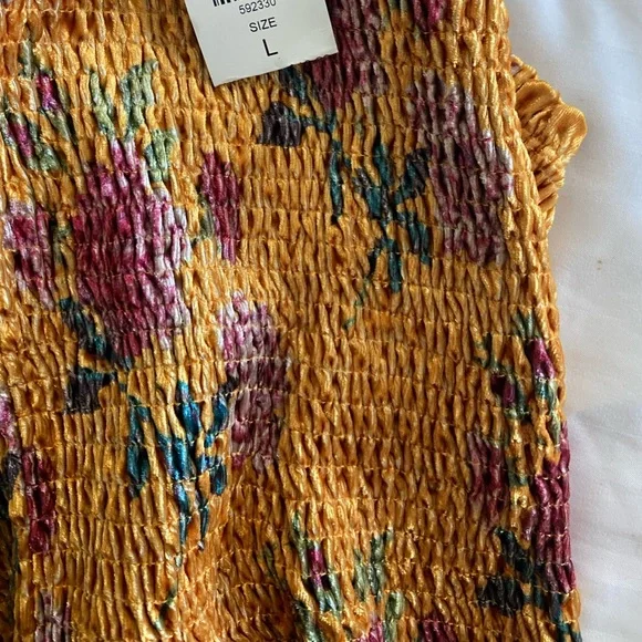 Crop tank top it beautiful - Picture 2 of 6